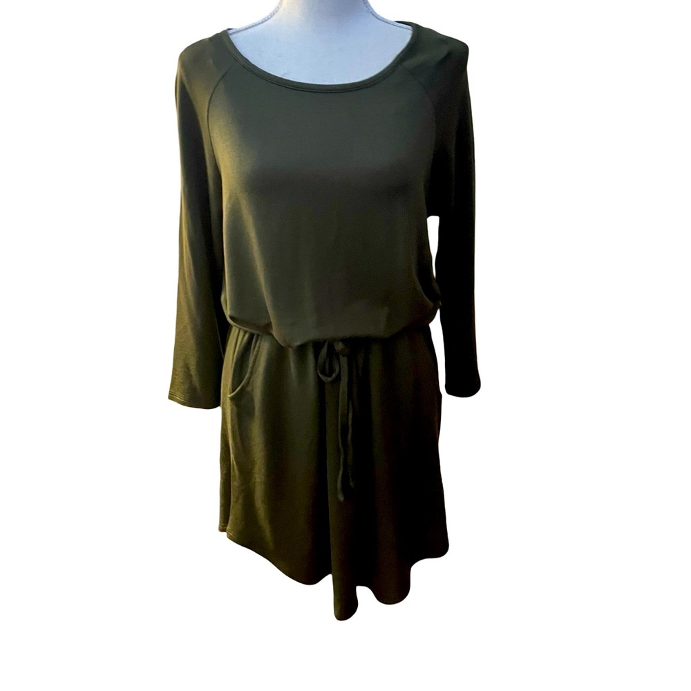 Jamie & Layla Tshirt Dress waist tie Size Small spandex pockets olive army green